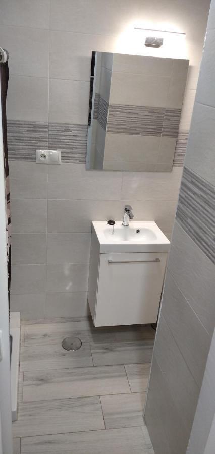 Precioso Apartamento Residencial Piscina Jardines Apartment เบนัลมาเดนา ภายนอก รูปภาพ